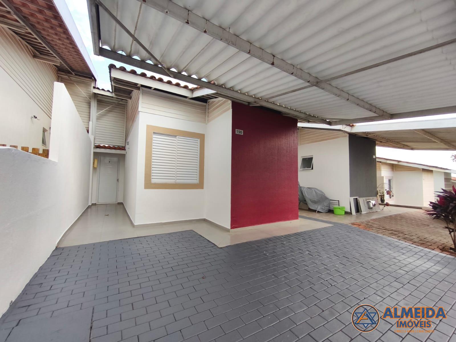 CASA SEMI MOBILIADA COM SUÍTE   2 QTOS CONDOMINIO TERRA NOVA III
