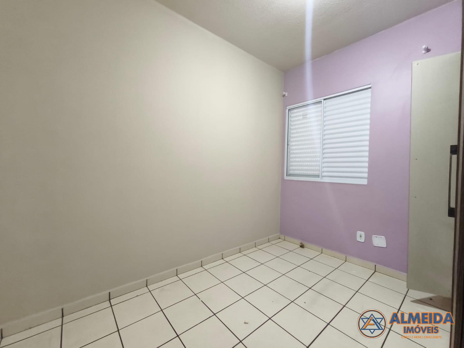 CASA SEMI MOBILIADA COM SUÍTE   2 QTOS CONDOMINIO TERRA NOVA III