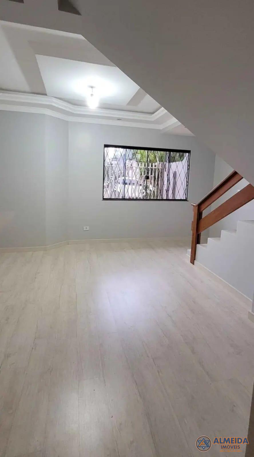 SOBRADO DE ESQUINA SEMI MOBILIADO NO BAIRRO NOVA CIDADE, COM P...