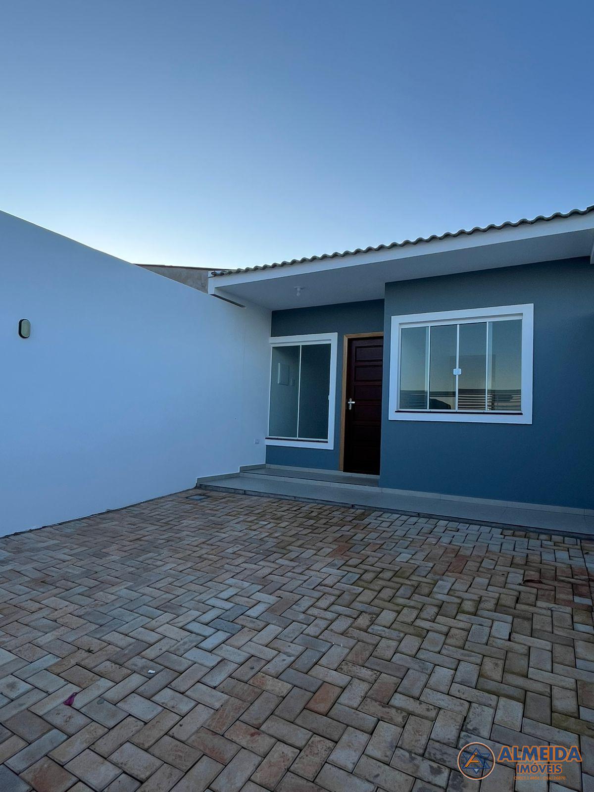 EXCELENTE CASA PARA VENDA COM SOBRA DE TERRENO LOCALIZADO NO B...