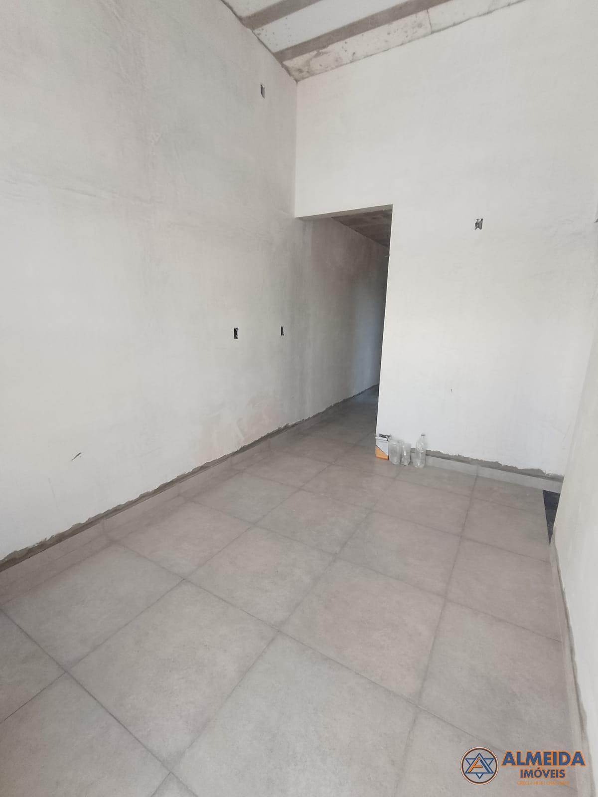 OPORTUNIDADE CASAS NOVAS COM 02 QUARTOS SENDO 01 SUÍTE PARA VE...
