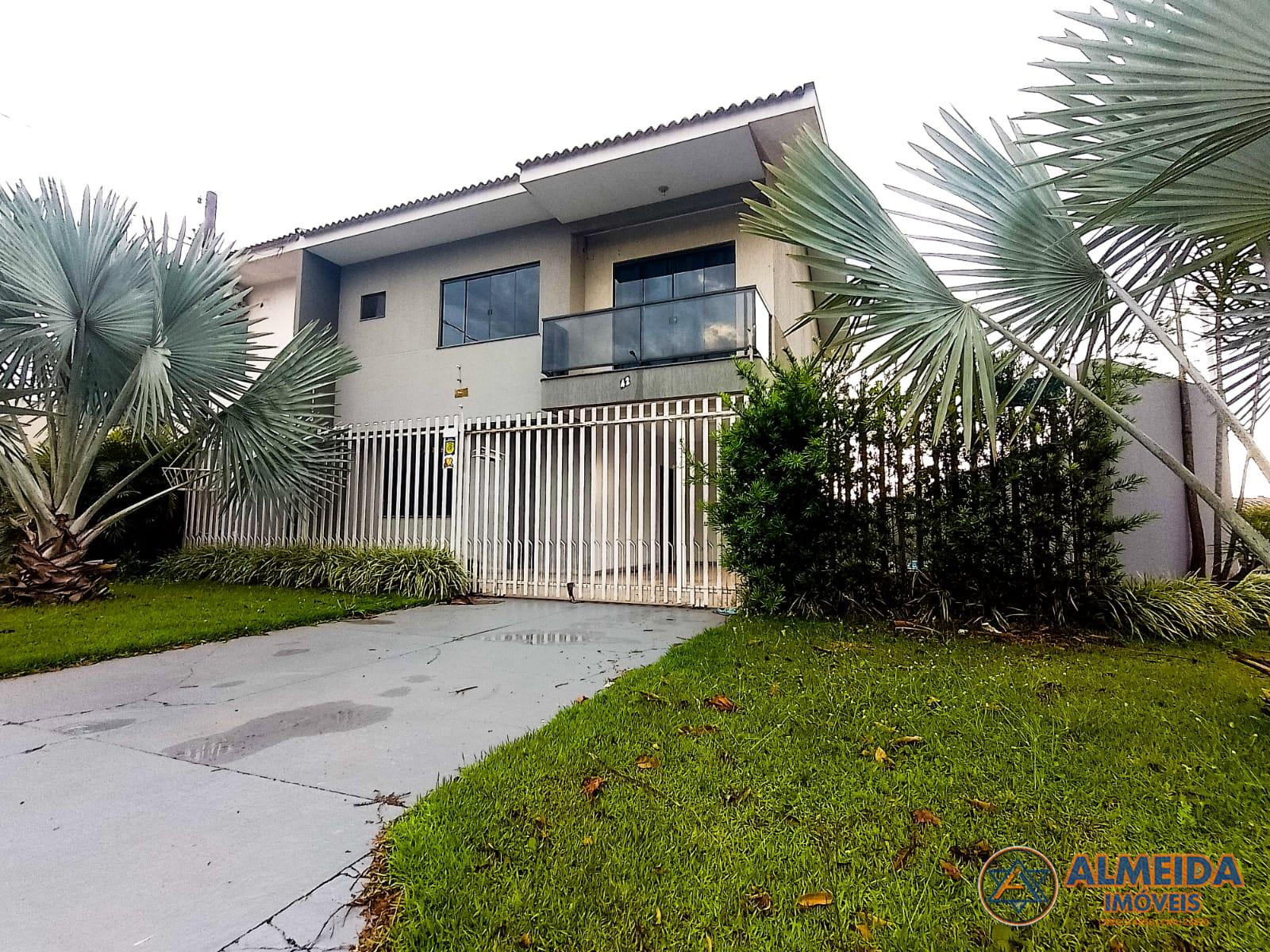 SOBRADO DE ESQUINA SEMI MOBILIADO NO BAIRRO NOVA CIDADE, COM P...