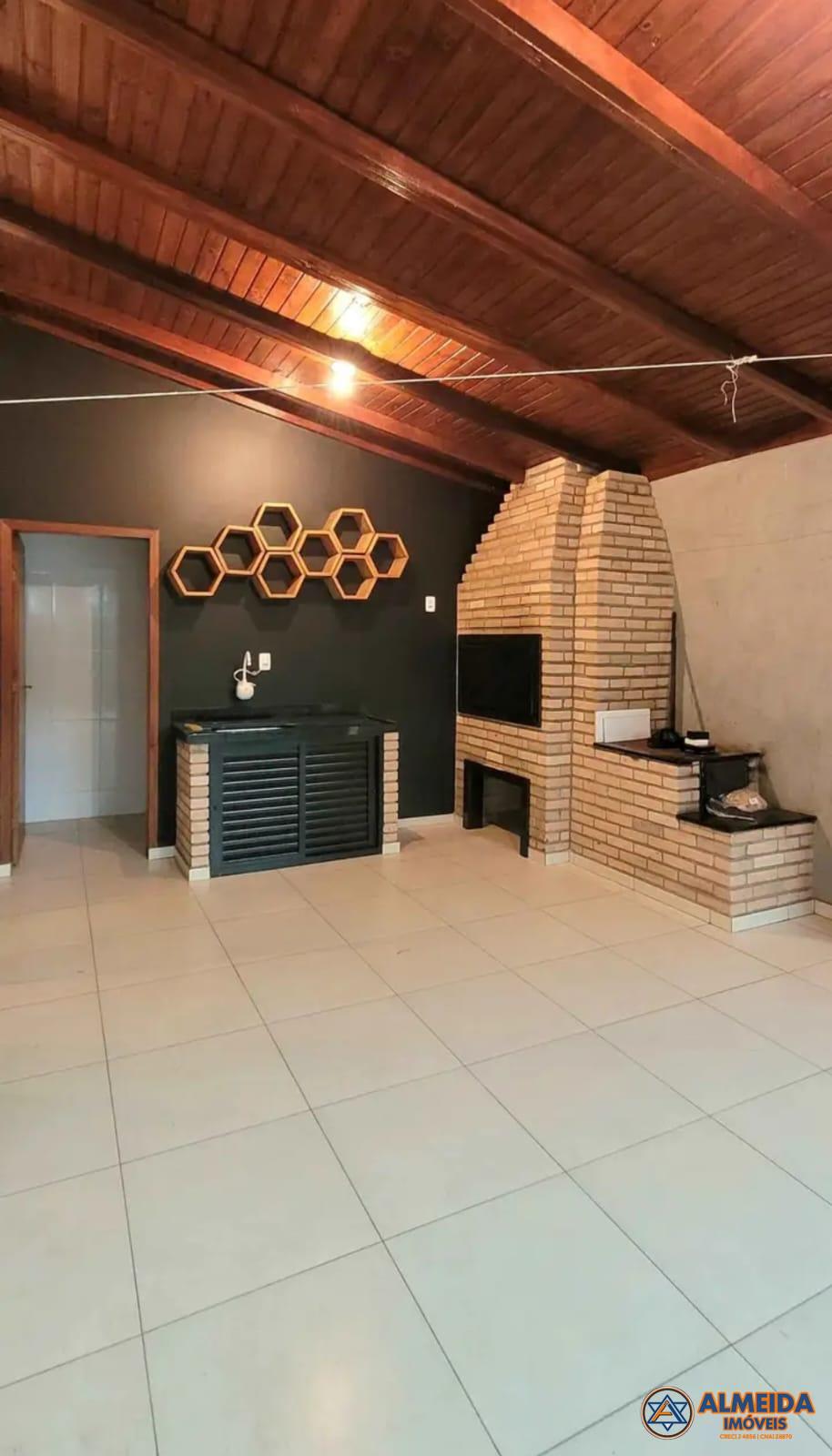 SOBRADO DE ESQUINA SEMI MOBILIADO NO BAIRRO NOVA CIDADE, COM P...