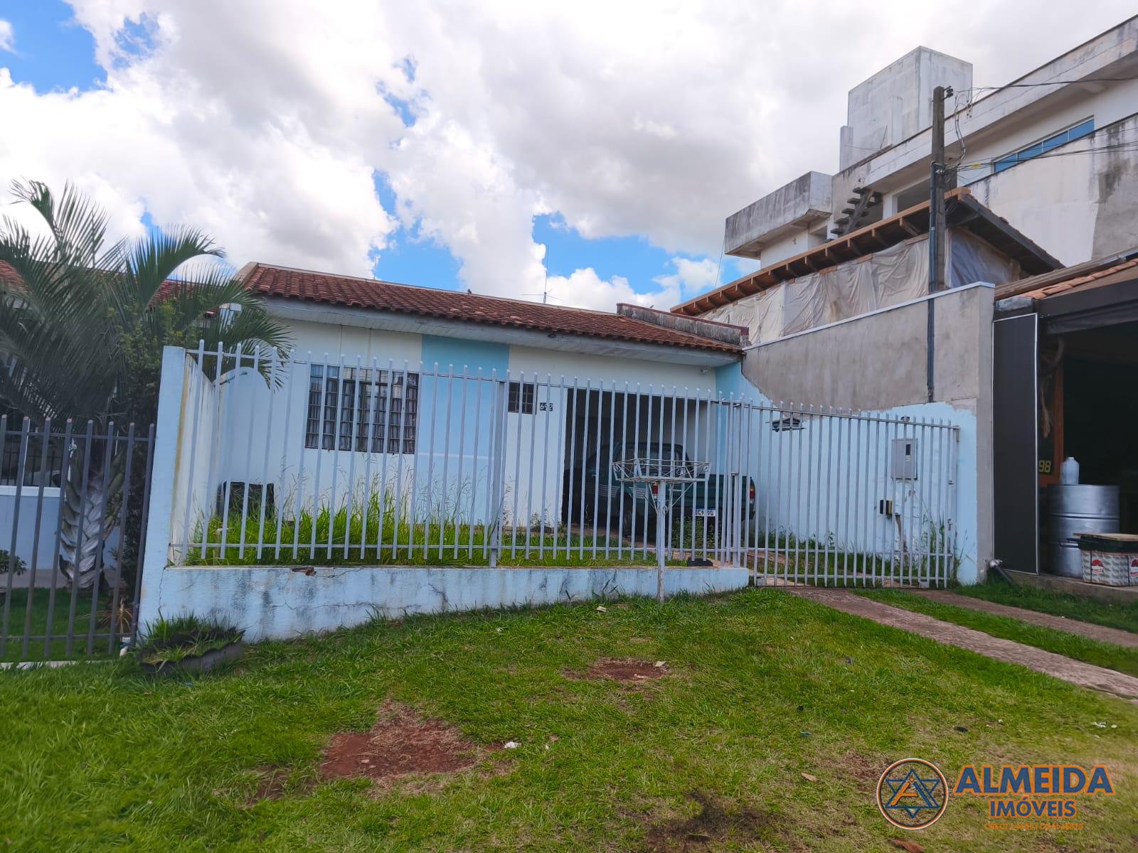 CASA COM SUITE   2 QUARTOS, AMPLA SOBRA DE TERRENO PRÓXIMO DA ...
