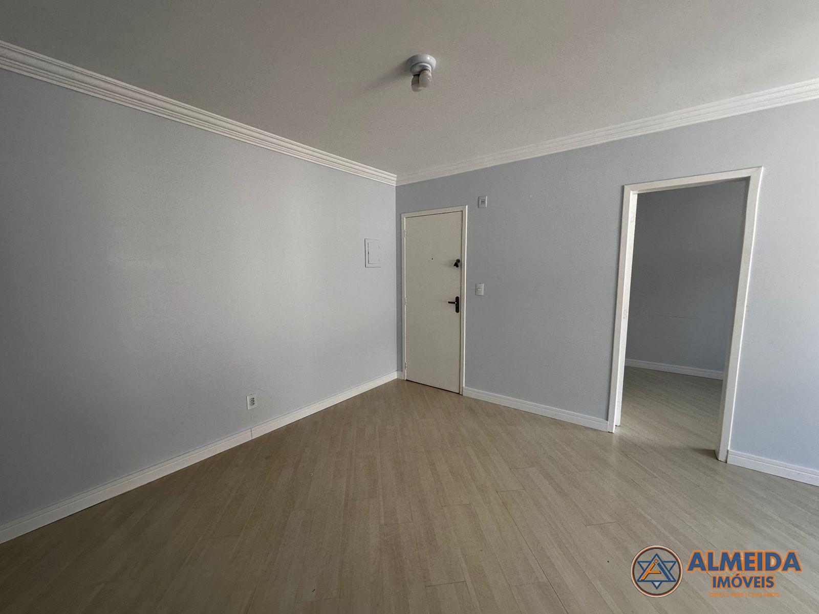 APTO COM 3 QUARTOS , COZINHA MOBILIADA NO RESIDENCIAL NUREMBERG, CANCELLI