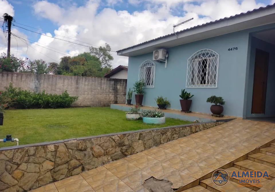 EXCELENTE CASA PARA VENDA  COM 03 QUARTOS LOCALIZADA NO BAIRRO...