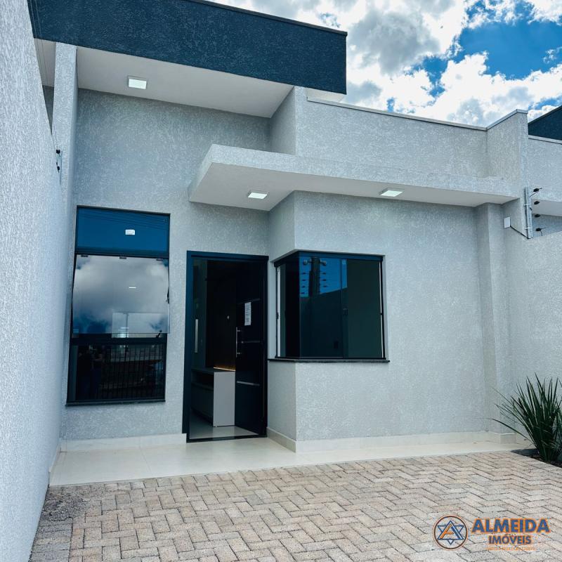 EXCELENTECASAS NOVAS PARA VENDA LOCALIZADA NO LOTEAMENTO SIENA.