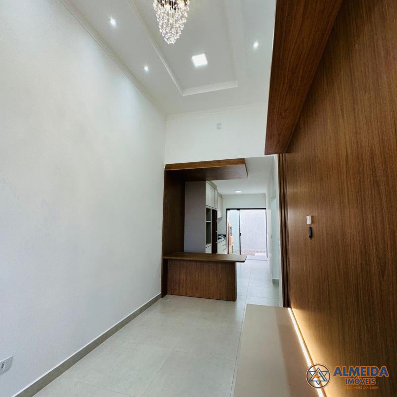 EXCELENTECASAS NOVAS PARA VENDA LOCALIZADA NO LOTEAMENTO SIENA.