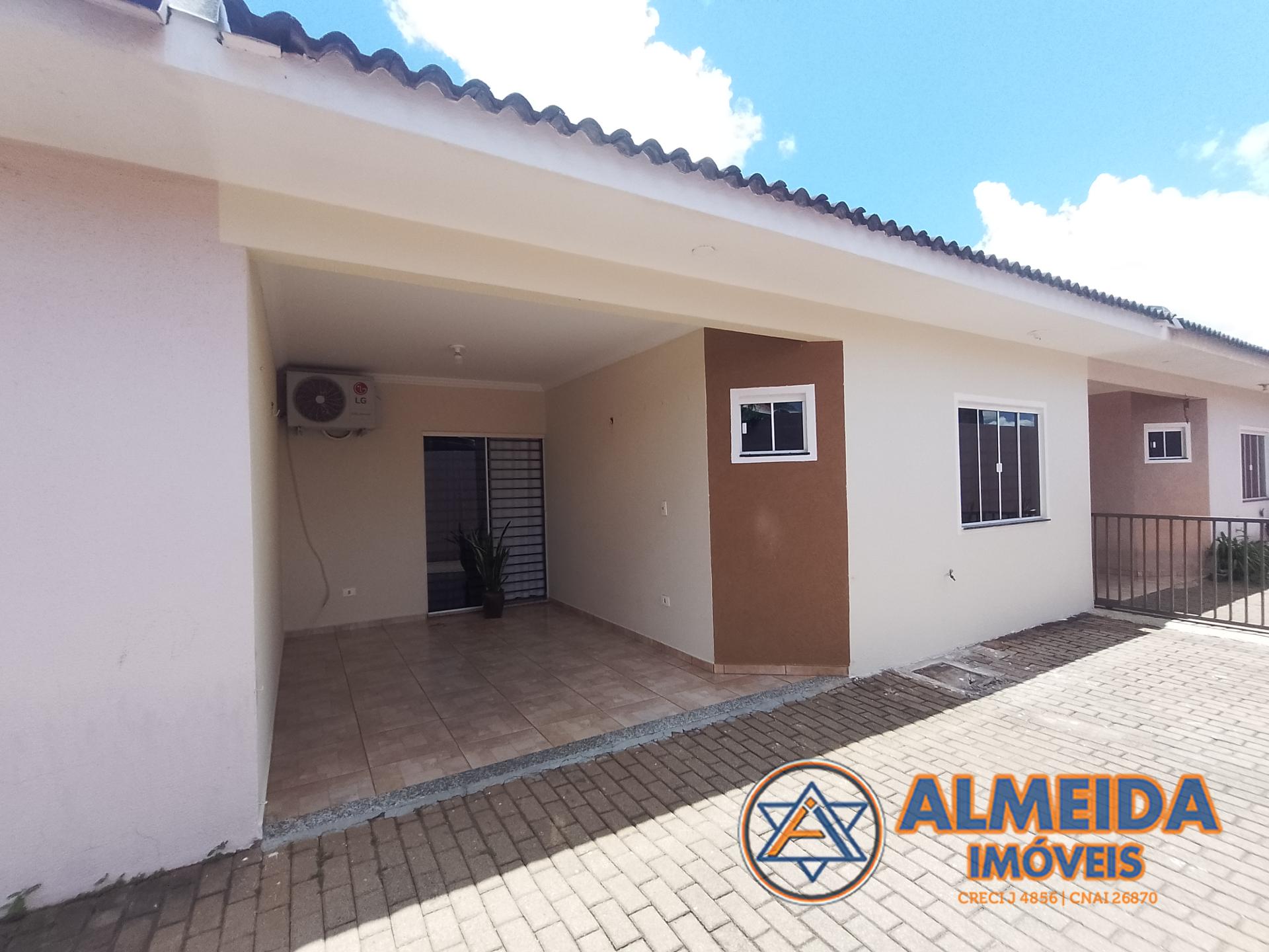 EXCELENTE CASA SEMI MOBILIADA A VENDA NO BAIRRO COQUEIRAL. PRO...