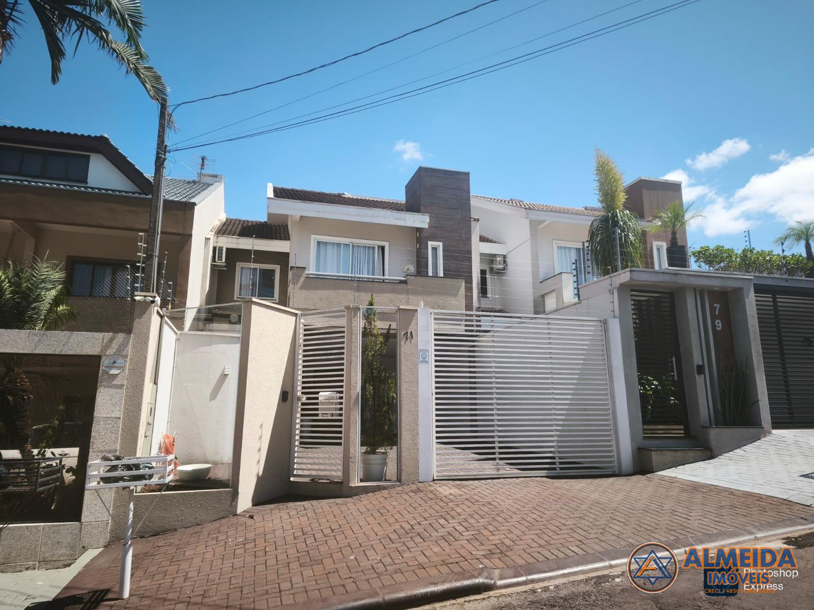 SOBRADO SEMI MOBILIADO EM EXCELENTE LOCALIZAO BAIRRO TROPICAL