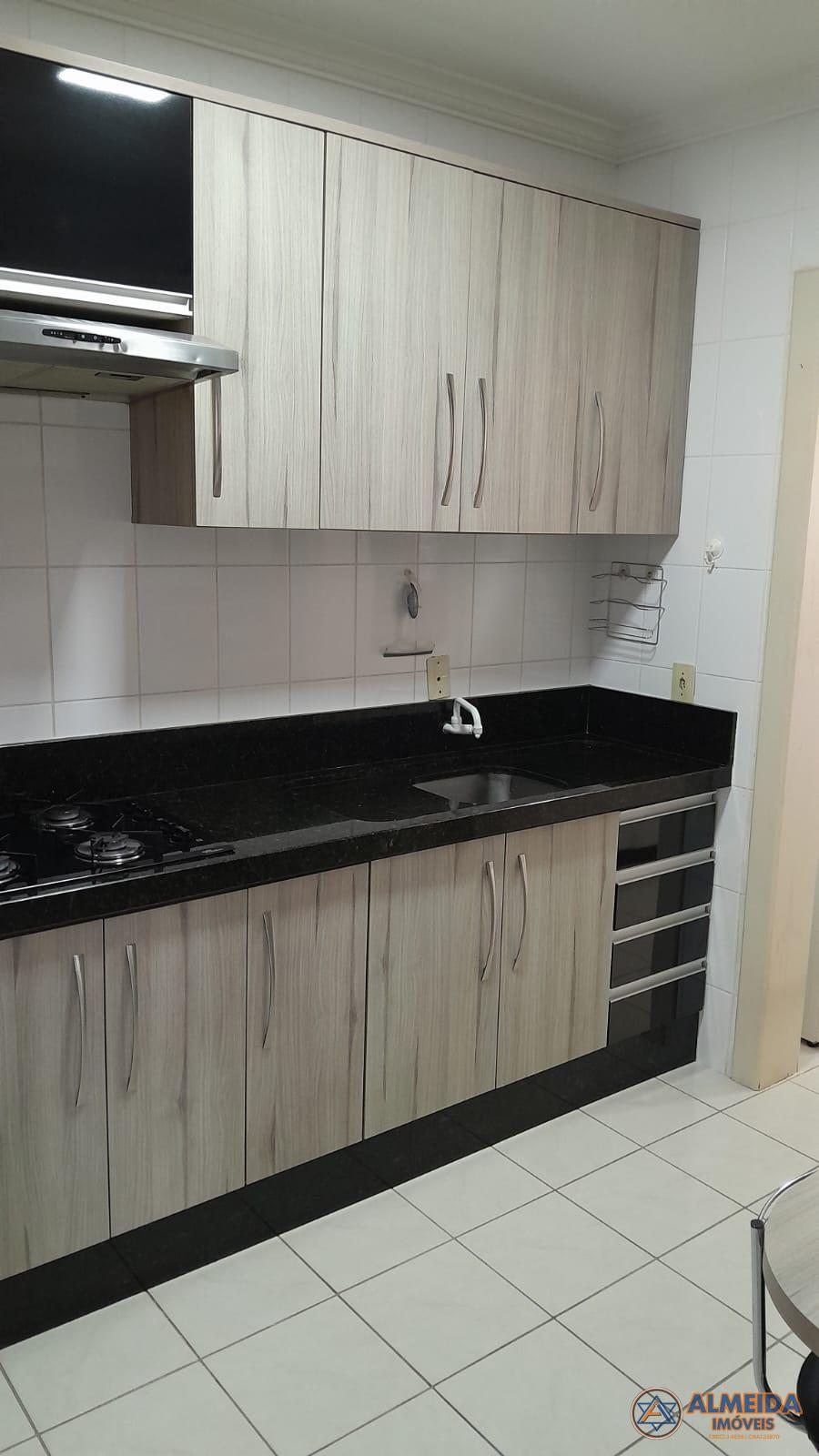 APTO MOBILIADO NO COUNTRY, RESIDENCIAL ALTEMBURG, SUTE 2 QUARTOS 2 VAGAS DE GARAGEM