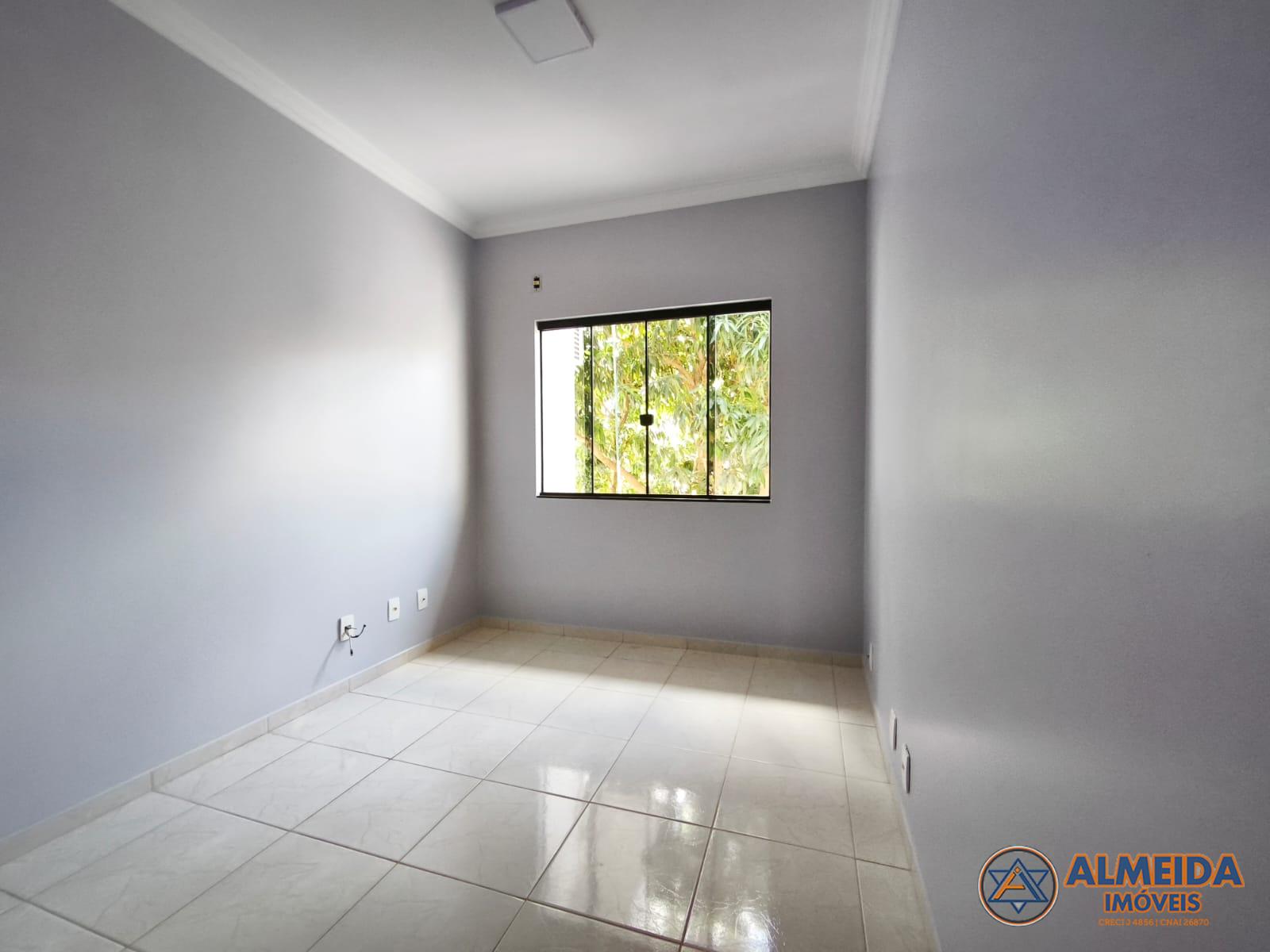 AMPLO SOBRADO PARA LOCAO NO BAIRRO TROPICAL PRXIMO AO CLUBE COMERCIAL