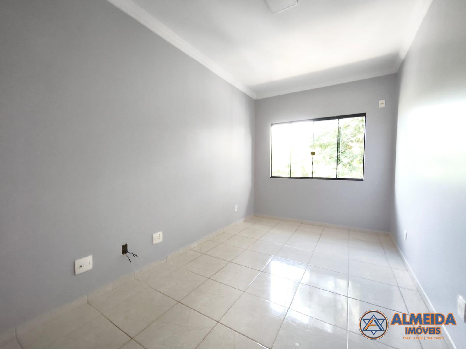 AMPLO SOBRADO PARA LOCAO NO BAIRRO TROPICAL PRXIMO AO CLUBE COMERCIAL