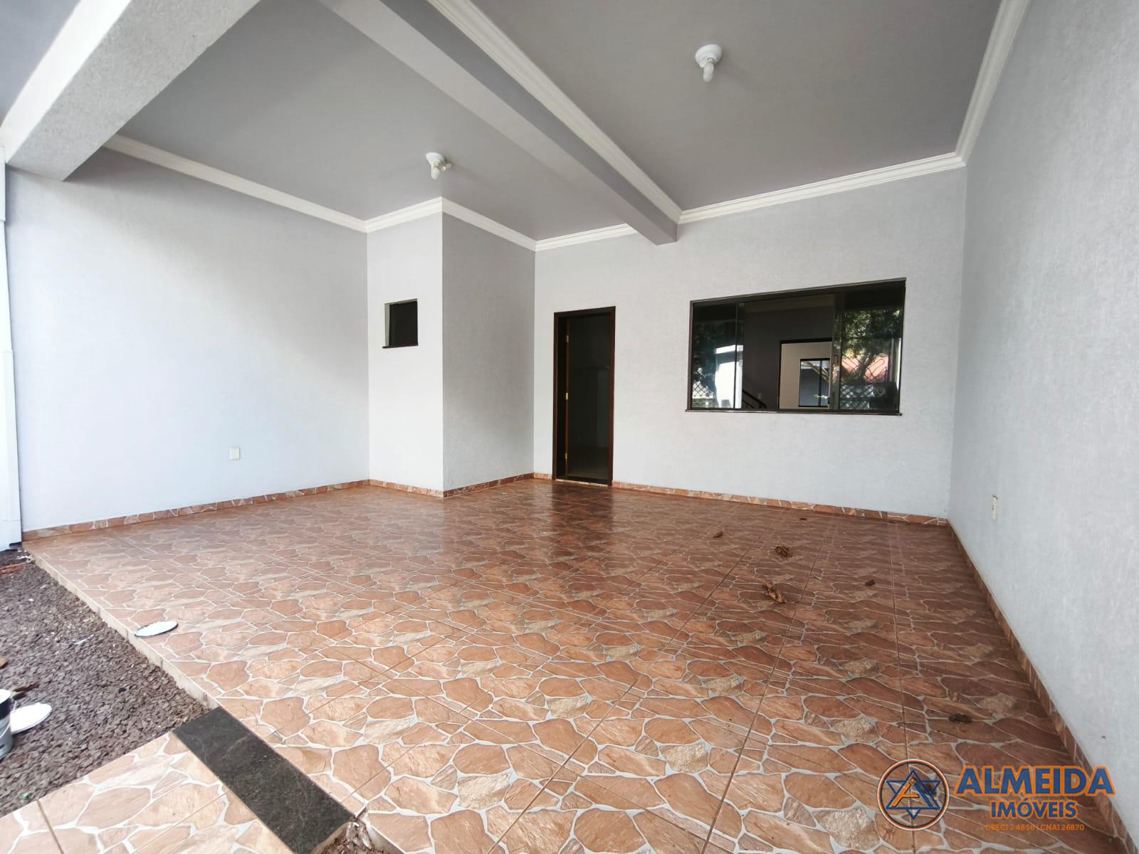 AMPLO SOBRADO PARA LOCAO NO BAIRRO TROPICAL PRXIMO AO CLUBE COMERCIAL