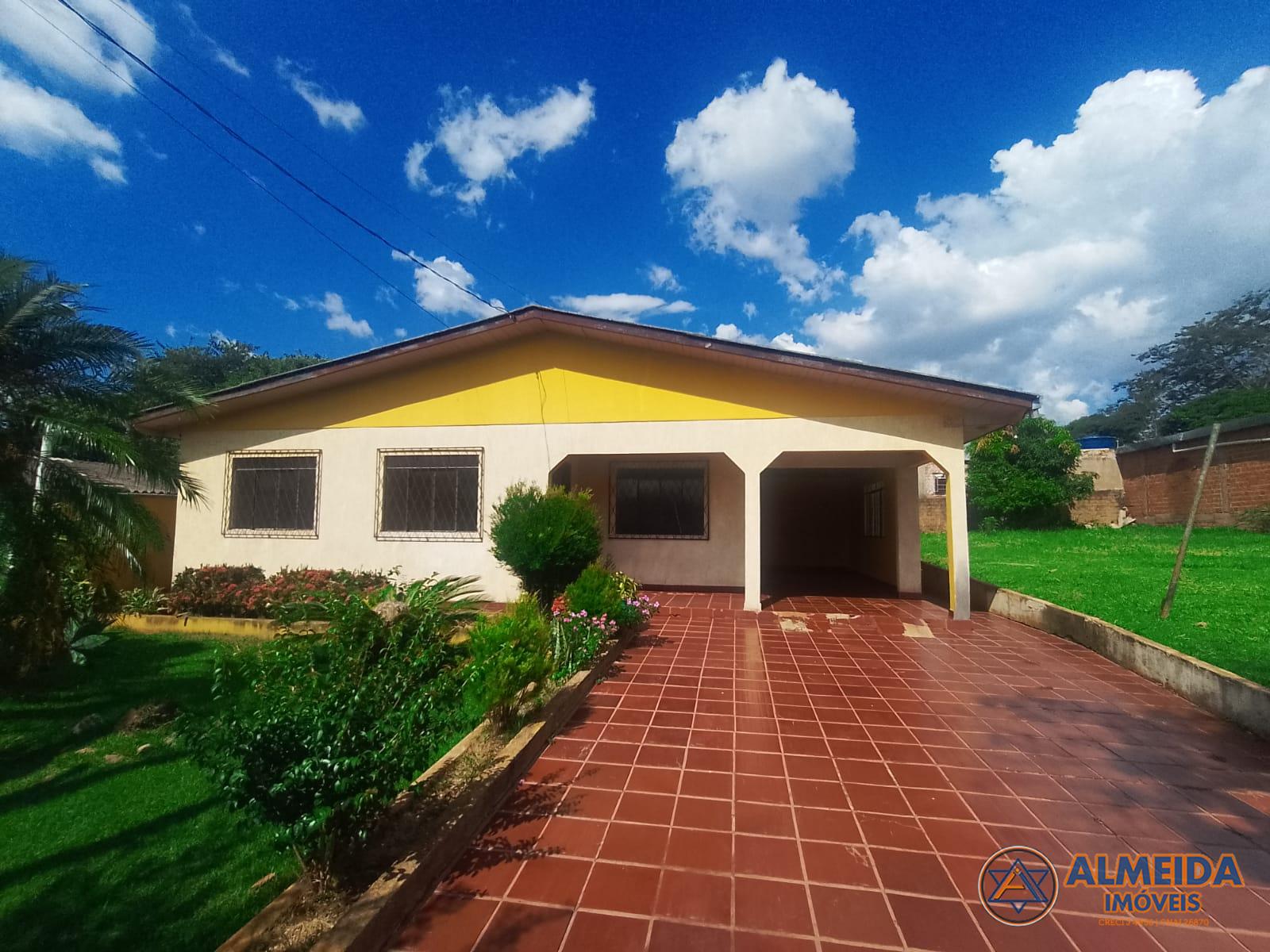 CASA AMPLA PARA LOCAÇÃO NO JARDIM CONSOLATA PROXIMO IGREJA CAT...