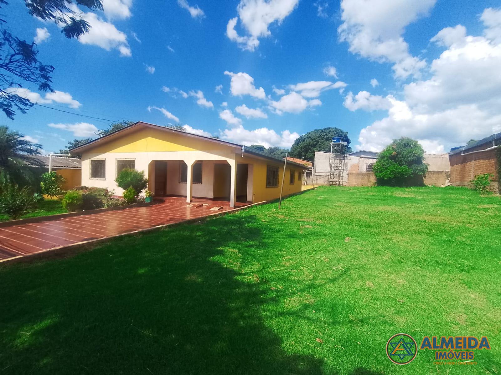 CASA AMPLA PARA LOCAÇÃO NO JARDIM CONSOLATA PROXIMO IGREJA CAT...