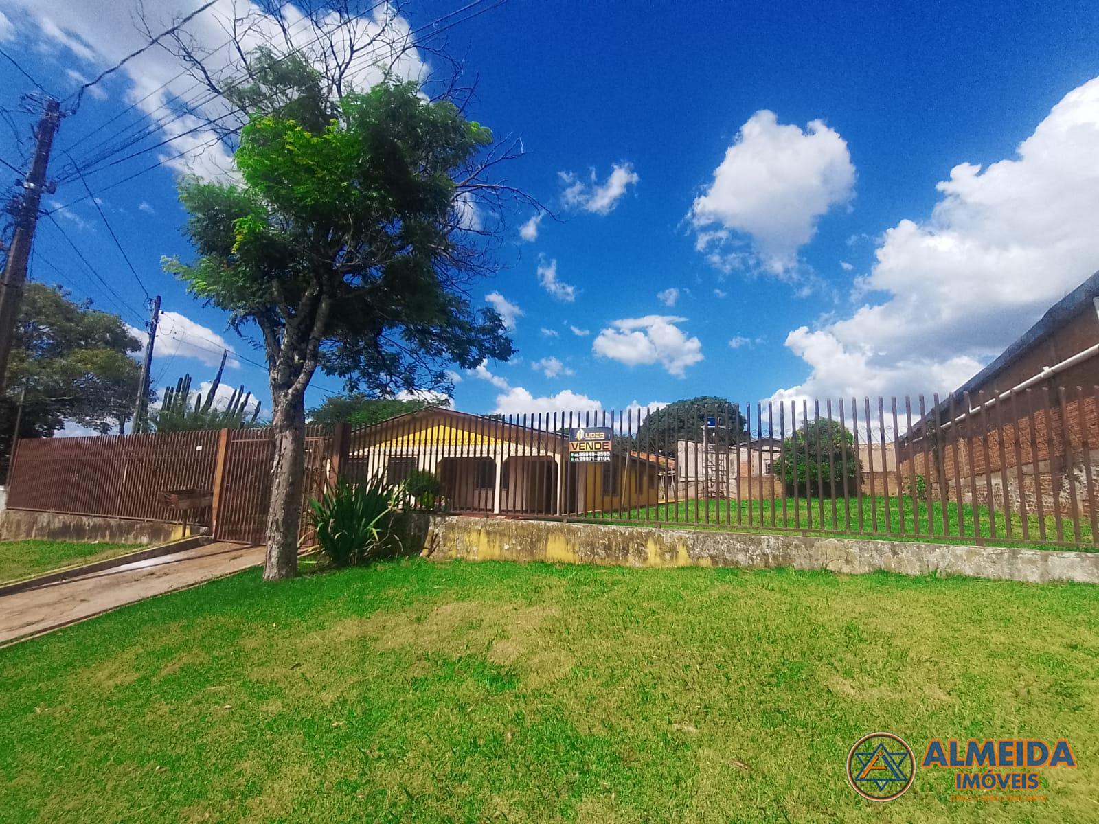 CASA AMPLA PARA LOCAÇÃO NO JARDIM CONSOLATA PROXIMO IGREJA CAT...