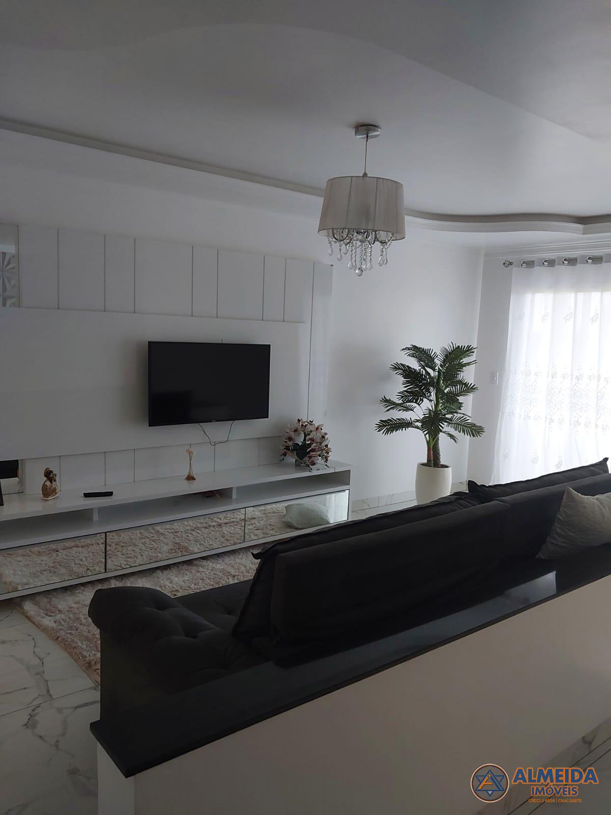 LINDÍSSIMA CHÁCARA PARA VENDA  LOCALIZADA NA PR 486 KM 7 Á 7 K...