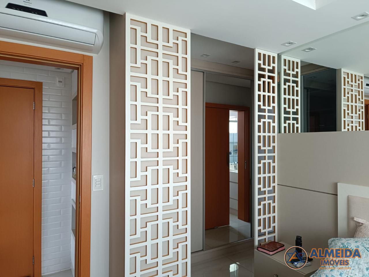 RESIDENCIAL MONTERREY NO CENTRO DE CASCAVEL, SEMI MOBILIADO COM SUTE E 2 QUARTOS