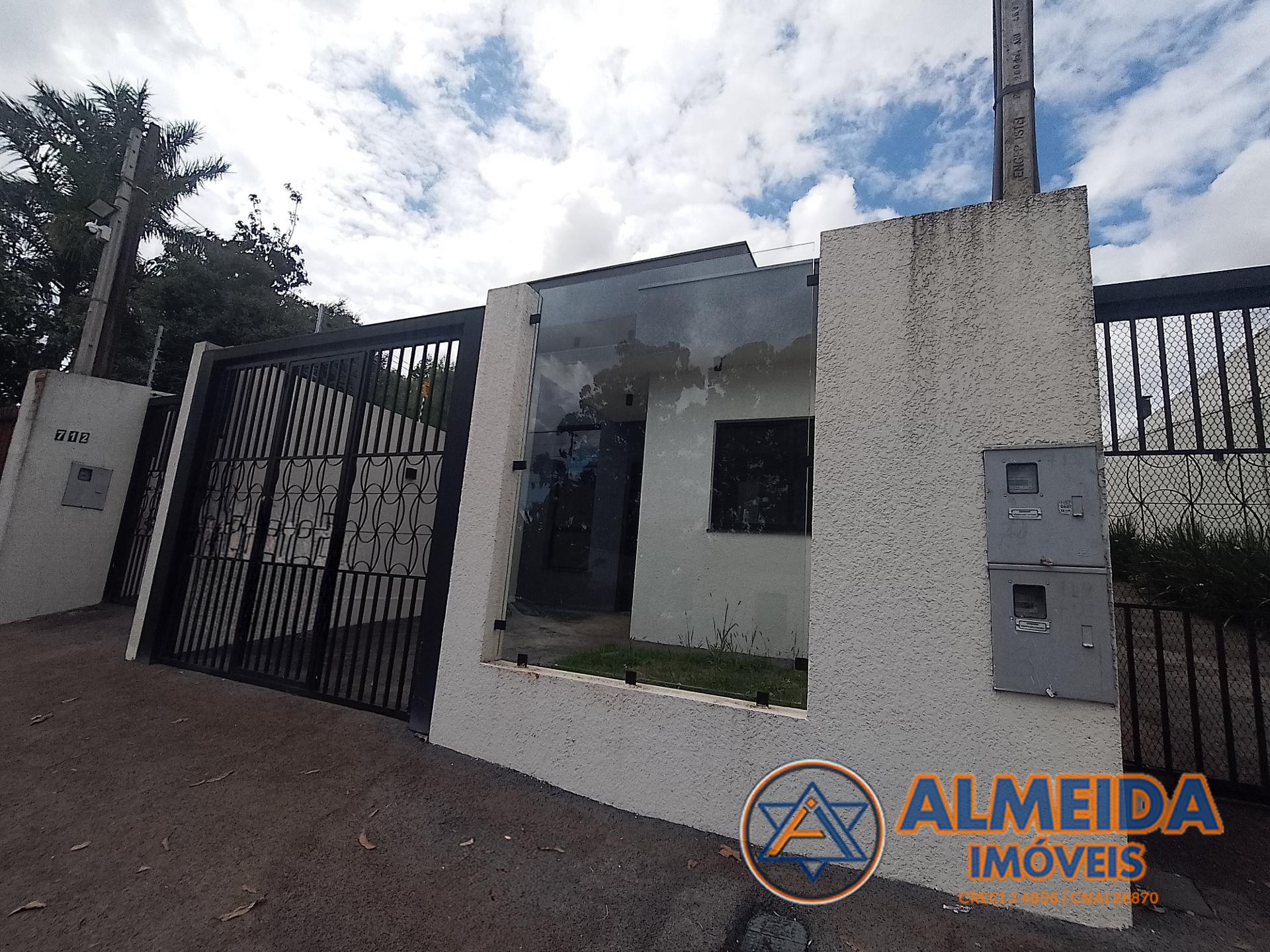 CASA NOVA PARA VENDA COM FINO ACABAMENTO. LOCALIZADO NO BAIRRO...