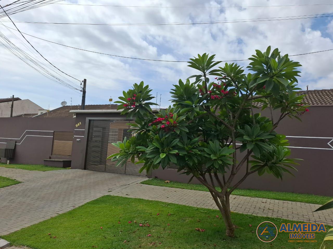 CASA COM 02 QUARTOS EM CONDOMINIO FECHADO NO LOTEAMENTO ROMA