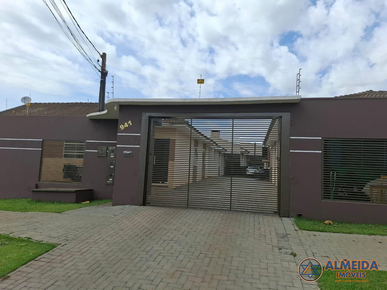 CASA COM 02 QUARTOS EM CONDOMINIO FECHADO NO LOTEAMENTO ROMA