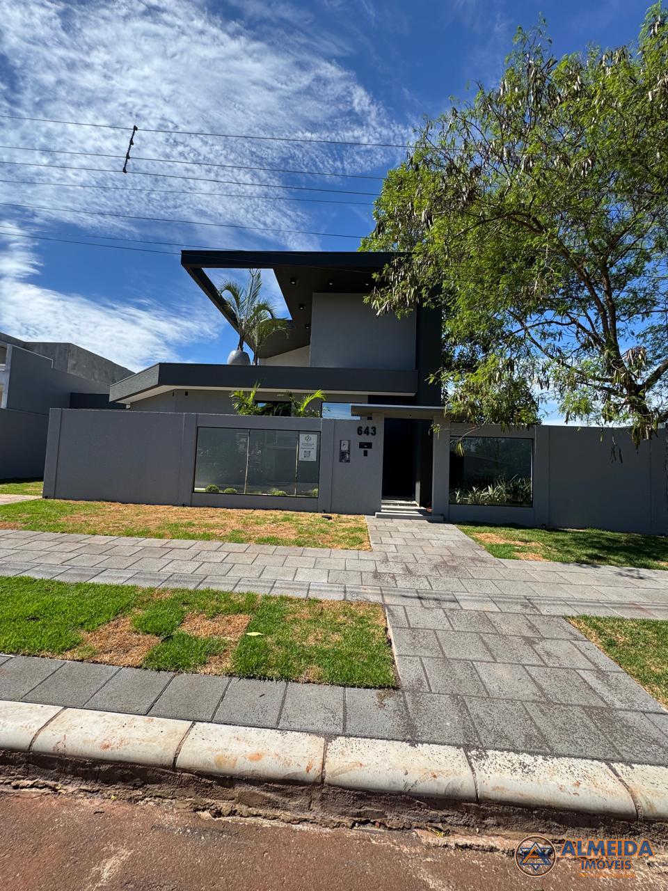 Casa Nova Alto Padrão para Venda Localizada no Bairro Canadá.