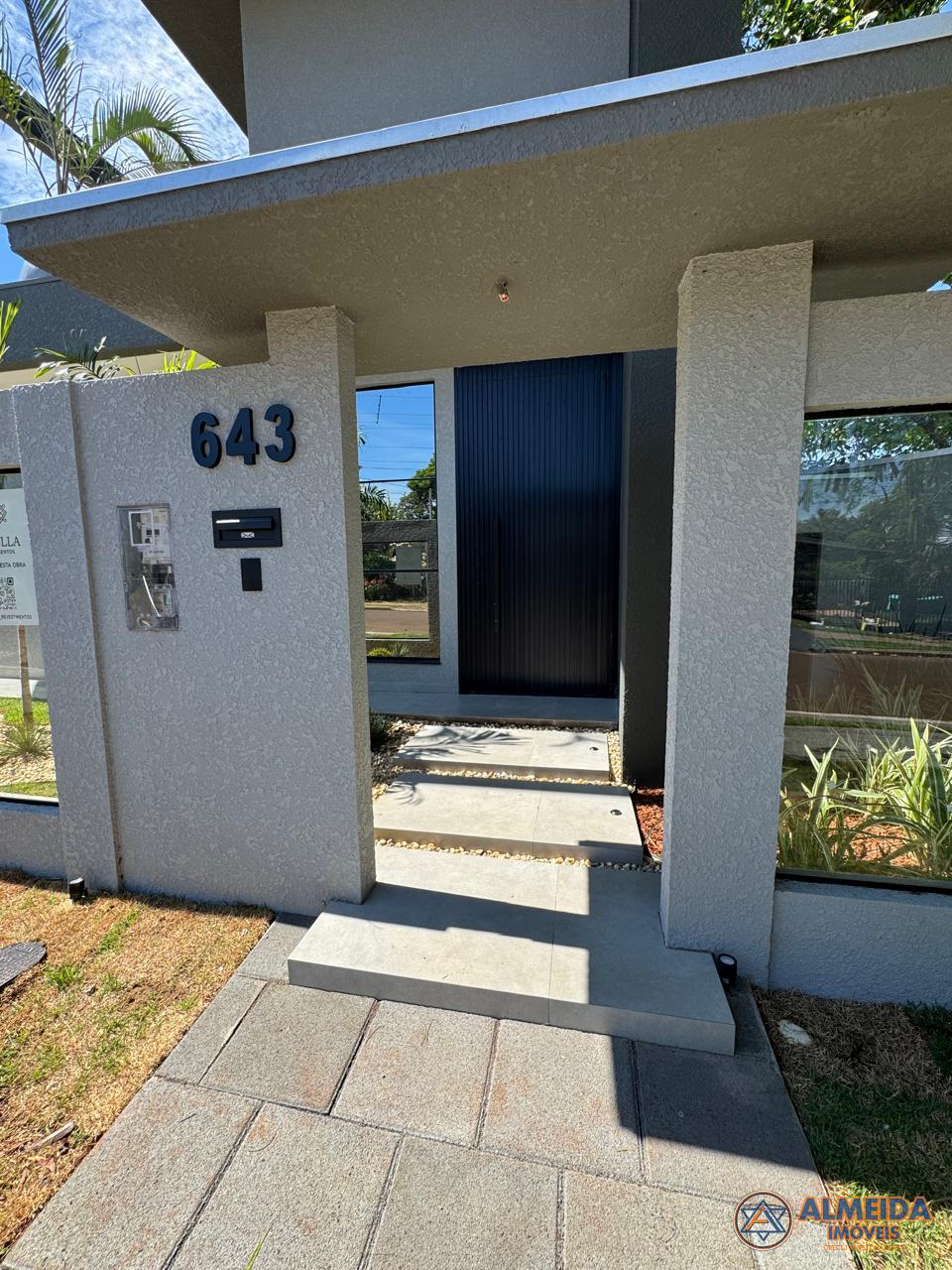 Casa Nova Alto Padrão para Venda Localizada no Bairro Canadá.