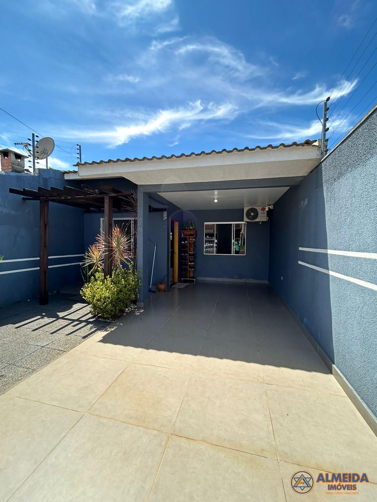 CASA SEMI MOBILIADA COM SOBRA DE TERRENO NO BAIRRO BRASMADEIRA...