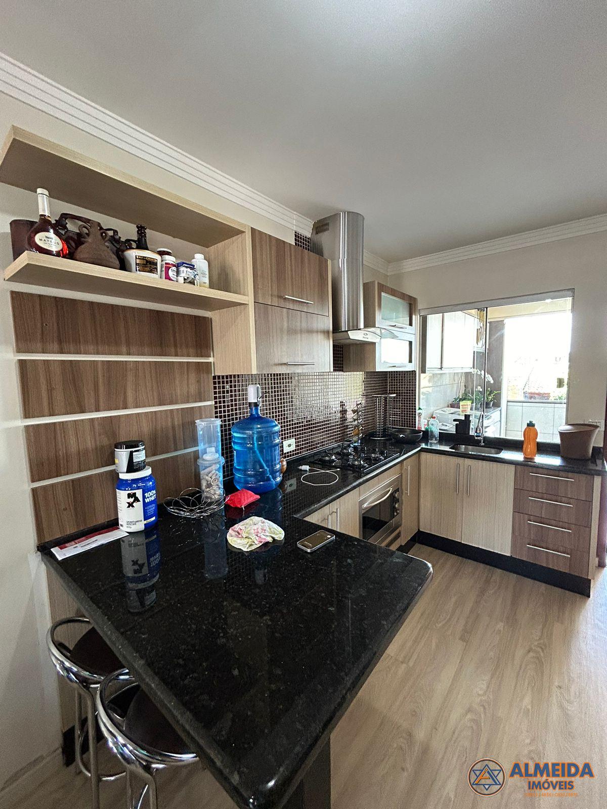 CASA SEMI MOBILIADA COM SOBRA DE TERRENO NO BAIRRO BRASMADEIRA , COM 2 QUARTOS