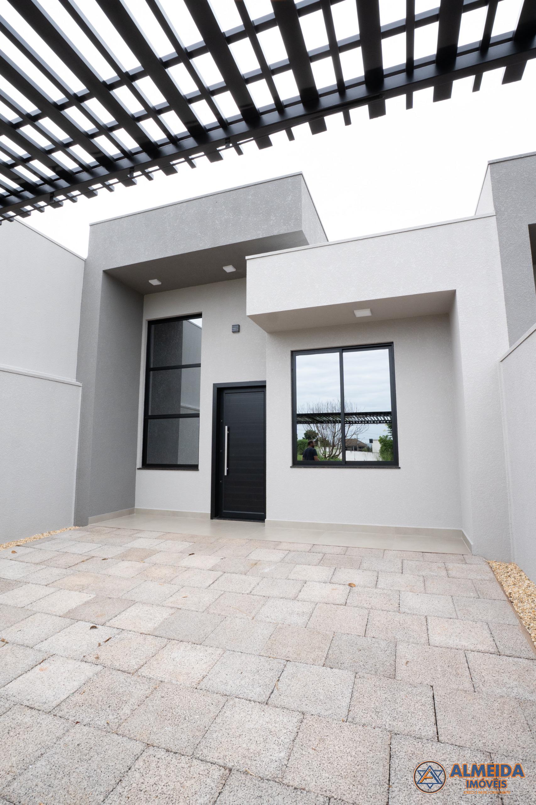 CASAS NOVAS À VENDA COM FINO PADRÃO DE ACABAMENTO E SOBRA DE T...