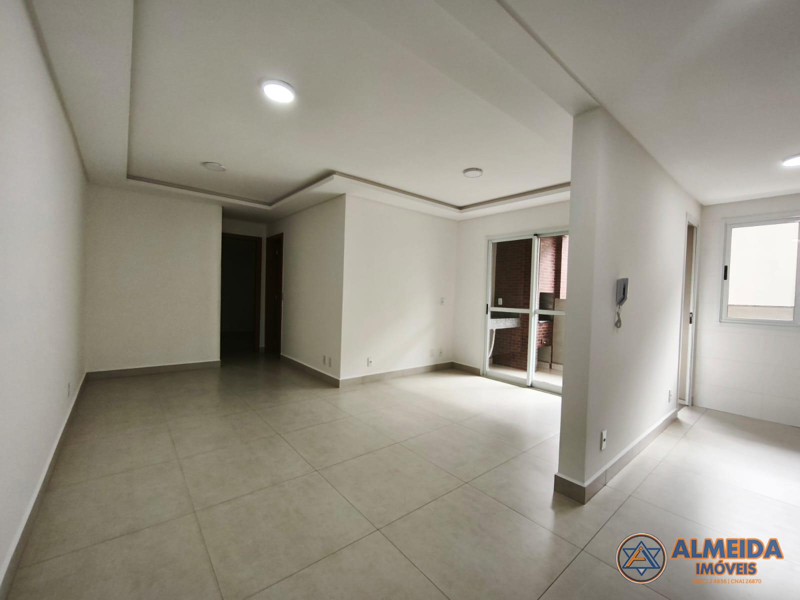 Apartamento com 2 dormitrios para locao,77.00 m , CASCAVEL - PR