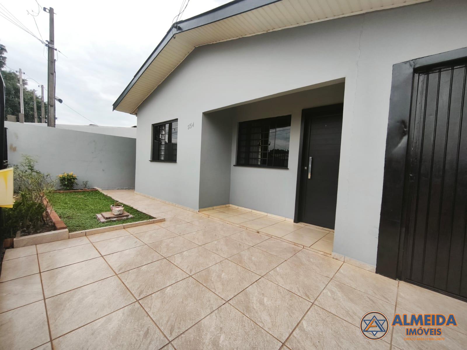 CASA COM TERRENO INTEIRO NO BAIRRO ESMERALDA PROXIMO AO ESTADI...