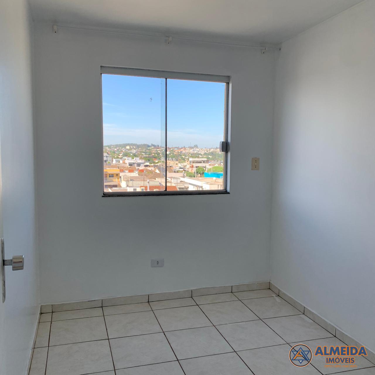 APARTAMENTO AMPLO COM 3 QUARTOS NO RESIDENCIAL PORTAL DOM PEDRO, AO LADO DA UNIVEL