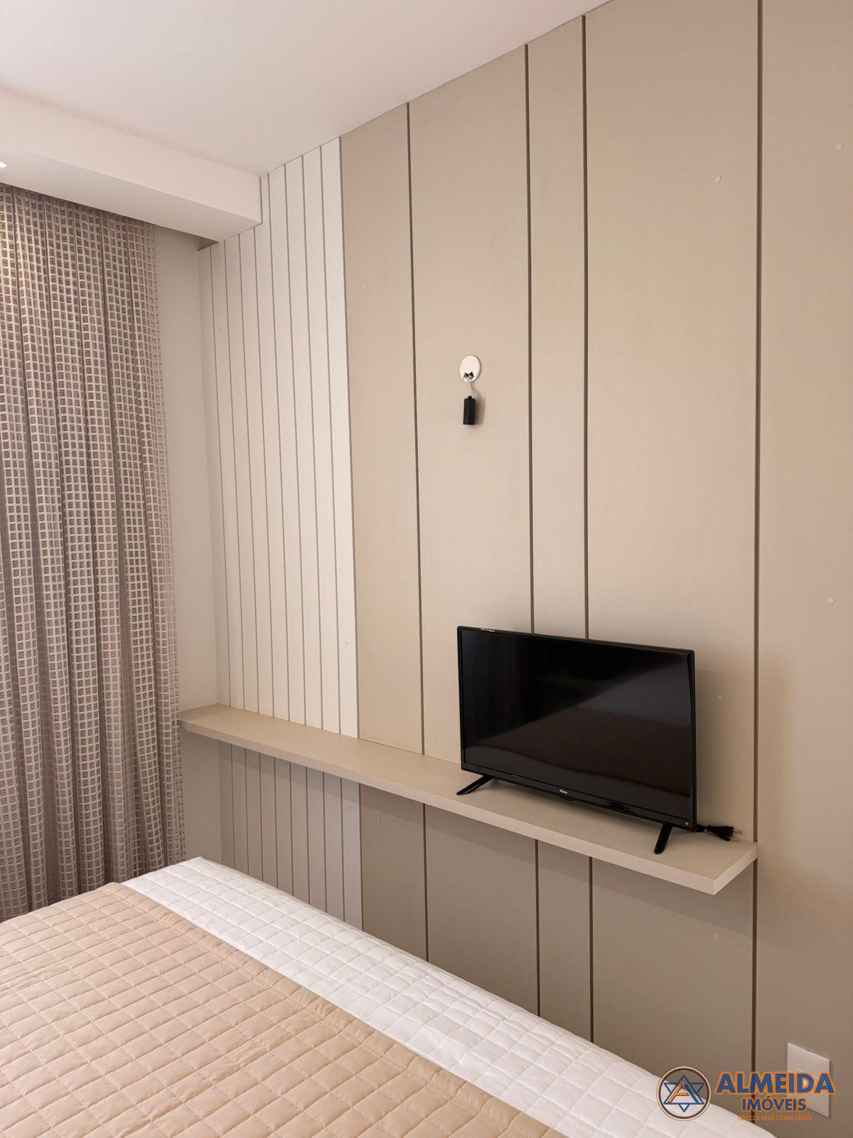EXCELENTE APARTAMENTO PARA VENDA  REFORMADO E DECORADO NO RESI...