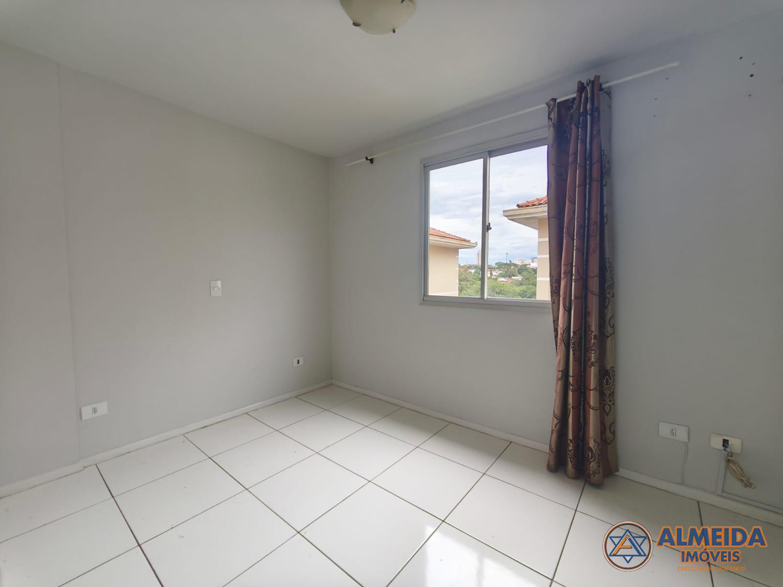 RESIDENCIAL RIO VERDE APTO SEMI MOBILIADO