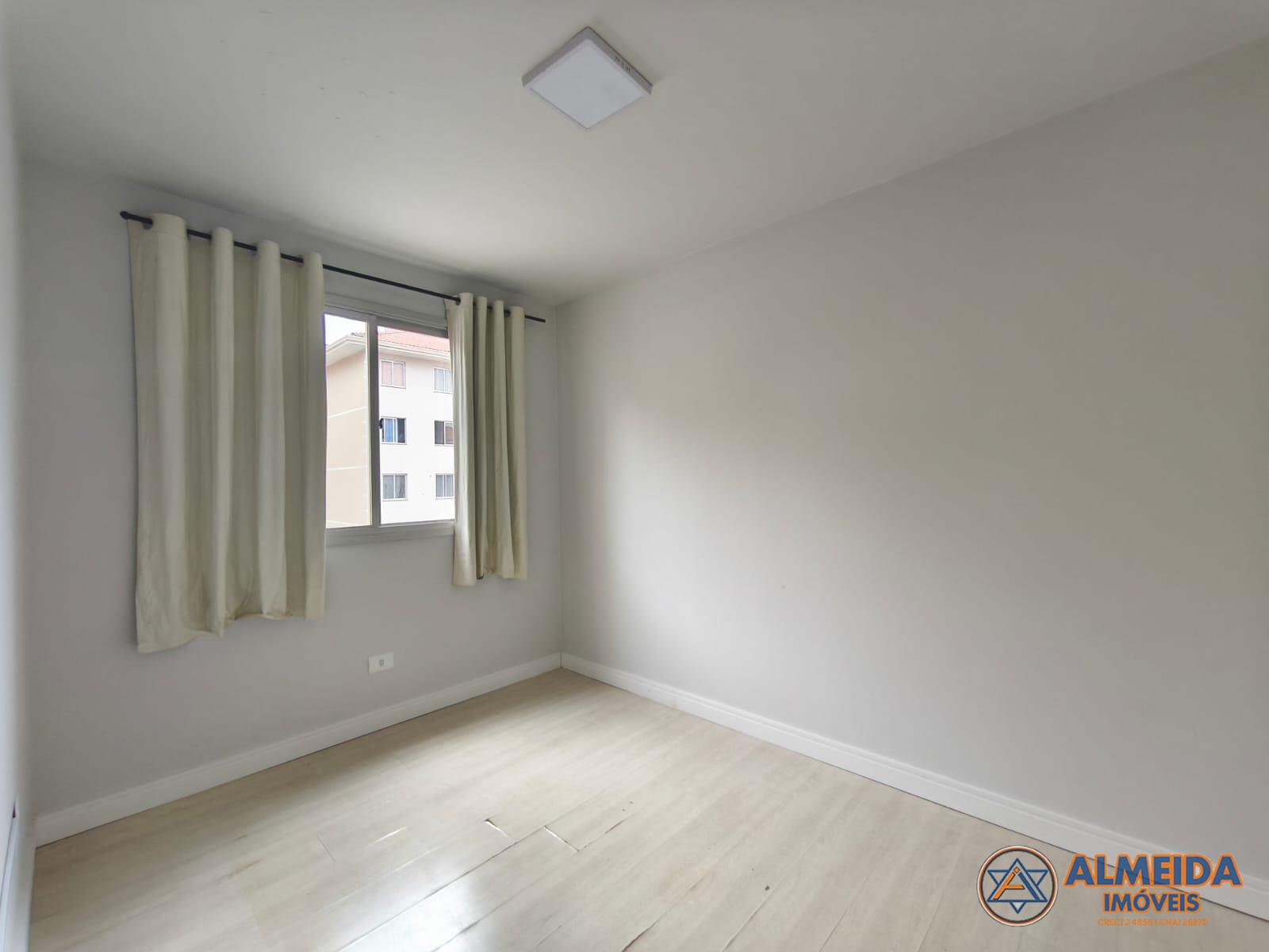 RESIDENCIAL RIO VERDE APTO SEMI MOBILIADO