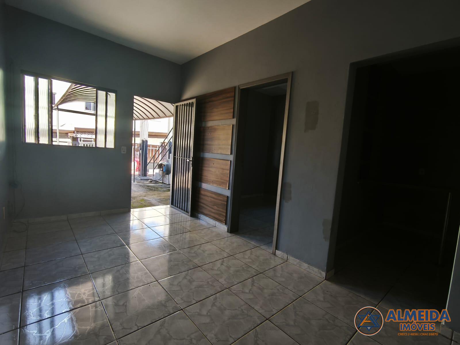 QUITINETE PARA LOCAÇÃO COM 01 QUARTO ÓTIMA LOCALIZAÇÃO NO CENTRO