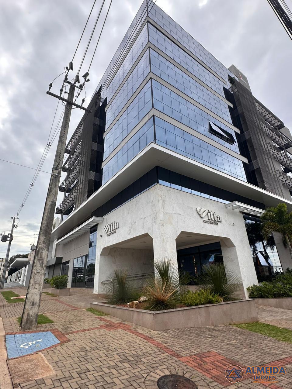 EXCELENTE SALA COMERCIAL PARA VENDA NO CONDOMÍNIO COMERCIAL VI...