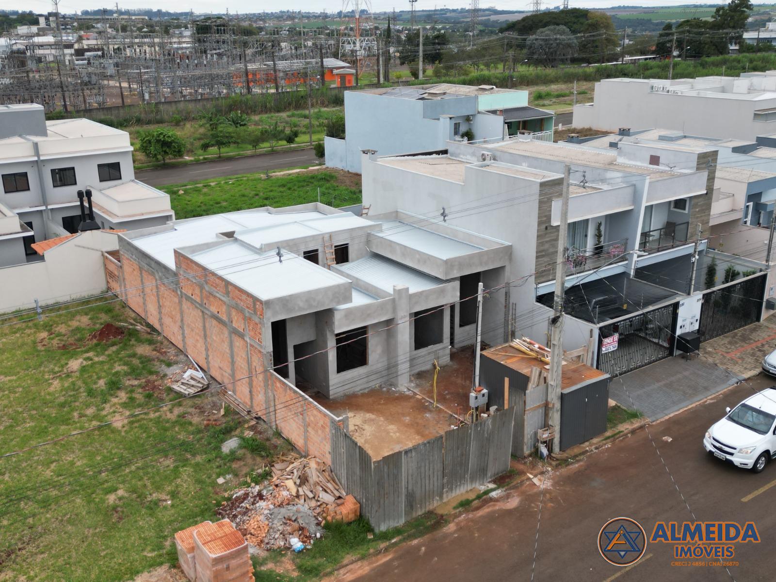 CASAS NOVAS COM SOBRA DE TERRENO PARA VENDA COM FINO PADRO DE ACABAMENTO NO JARDIM PADOVANI 3.
