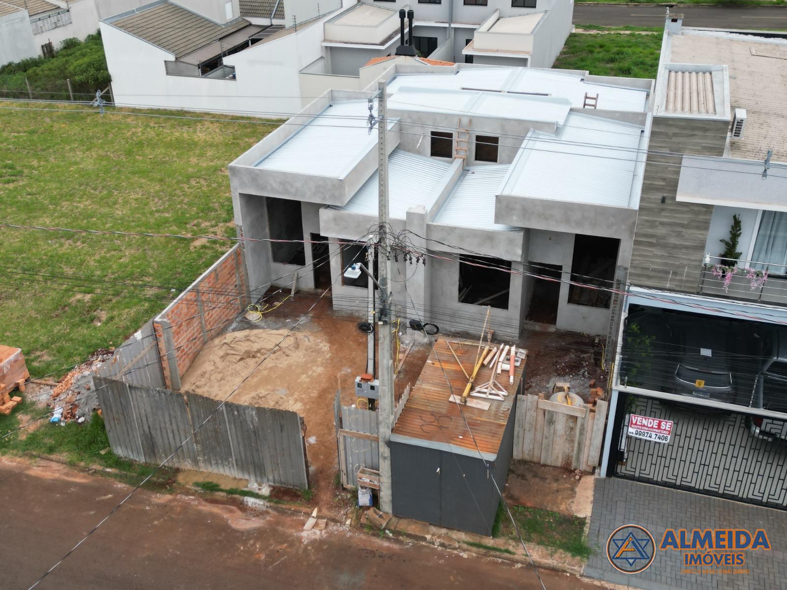 CASAS NOVAS COM SOBRA DE TERRENO PARA VENDA COM FINO PADRO DE ACABAMENTO NO JARDIM PADOVANI 3.