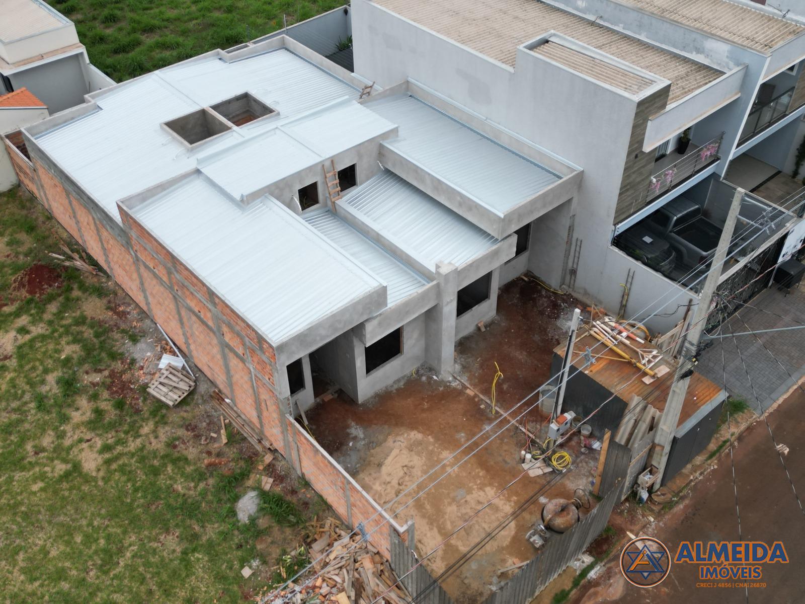 CASAS NOVAS COM SOBRA DE TERRENO PARA VENDA COM FINO PADRO DE ACABAMENTO NO JARDIM PADOVANI 3.