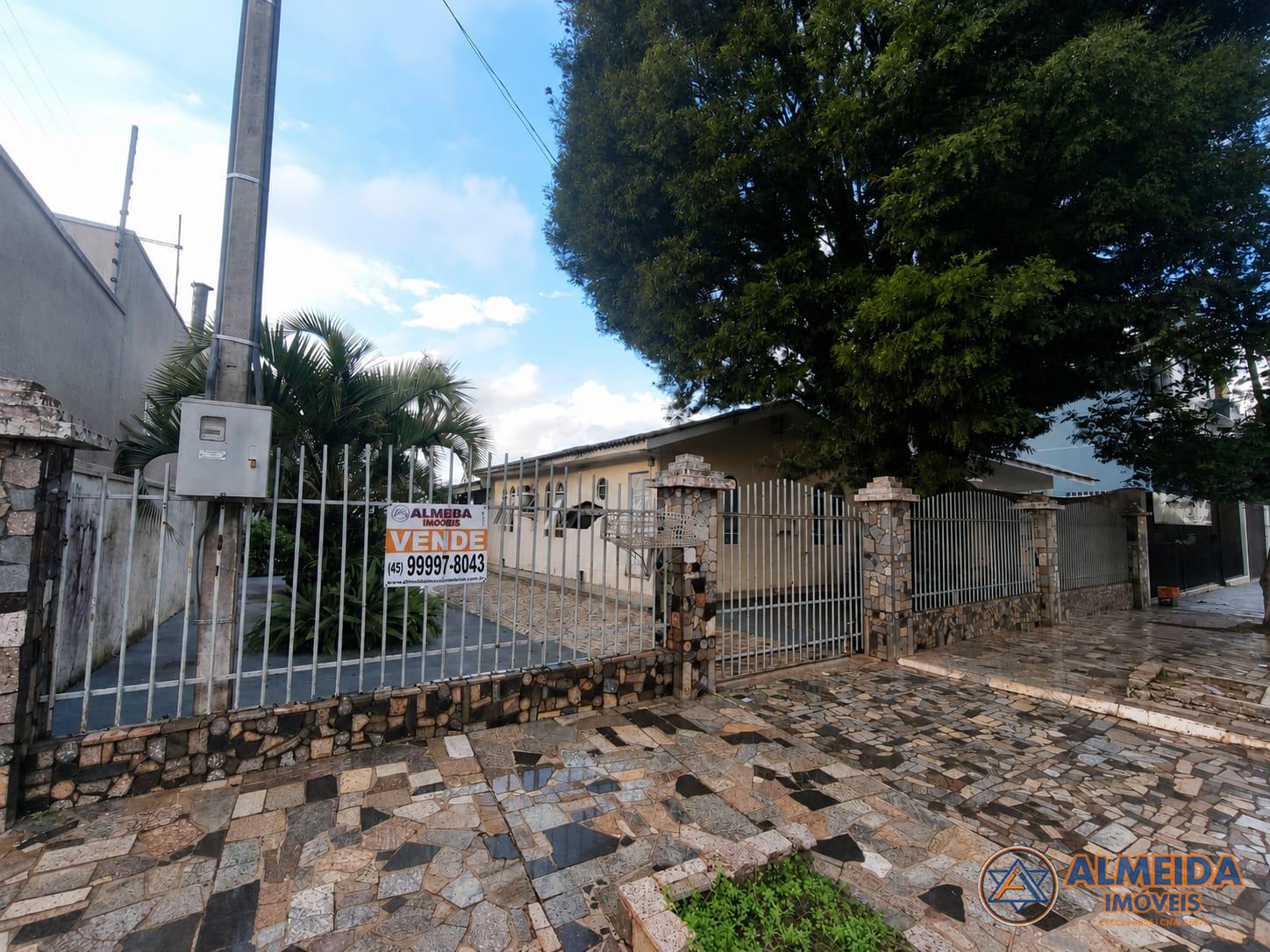 EXCELENTE TERRENO NO BAIRRO SÃO CRISTÓVÃO, A 1 QUADRA DA AVENI...