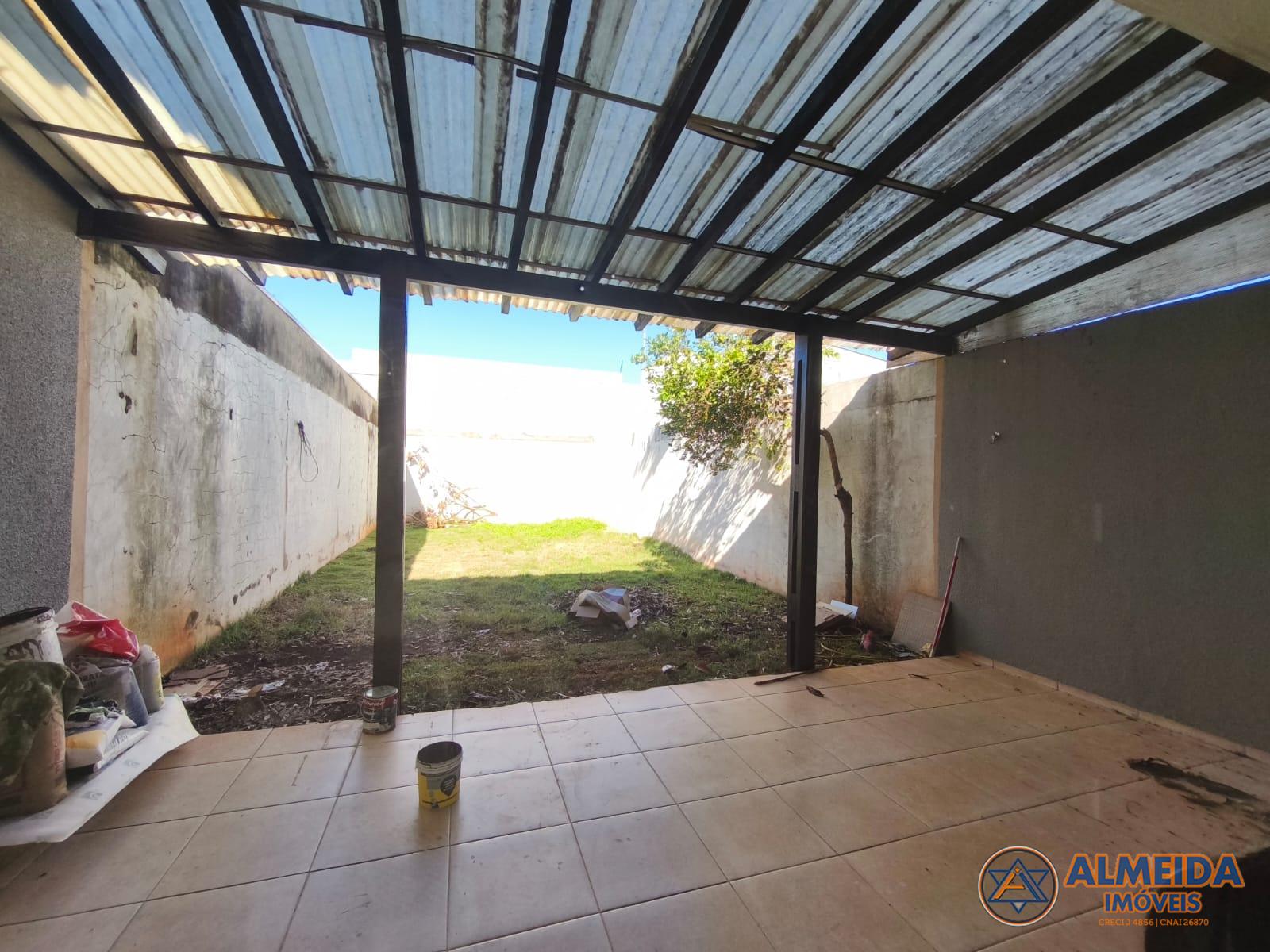 SOBRADO COM 178M2 NO BAIRRO ESMERALDA PROXIMIDADES DO ESTDIO