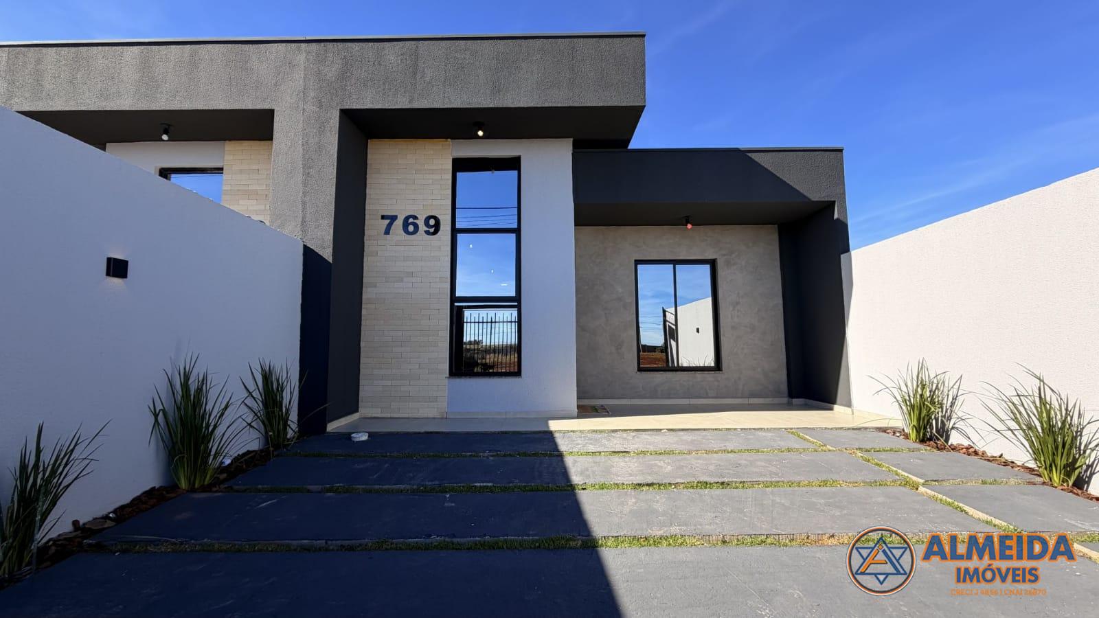 CASA NOVA PARA VENDA COM FINO PADRÃO DE ACABAMENTO E SOBRA DE ...