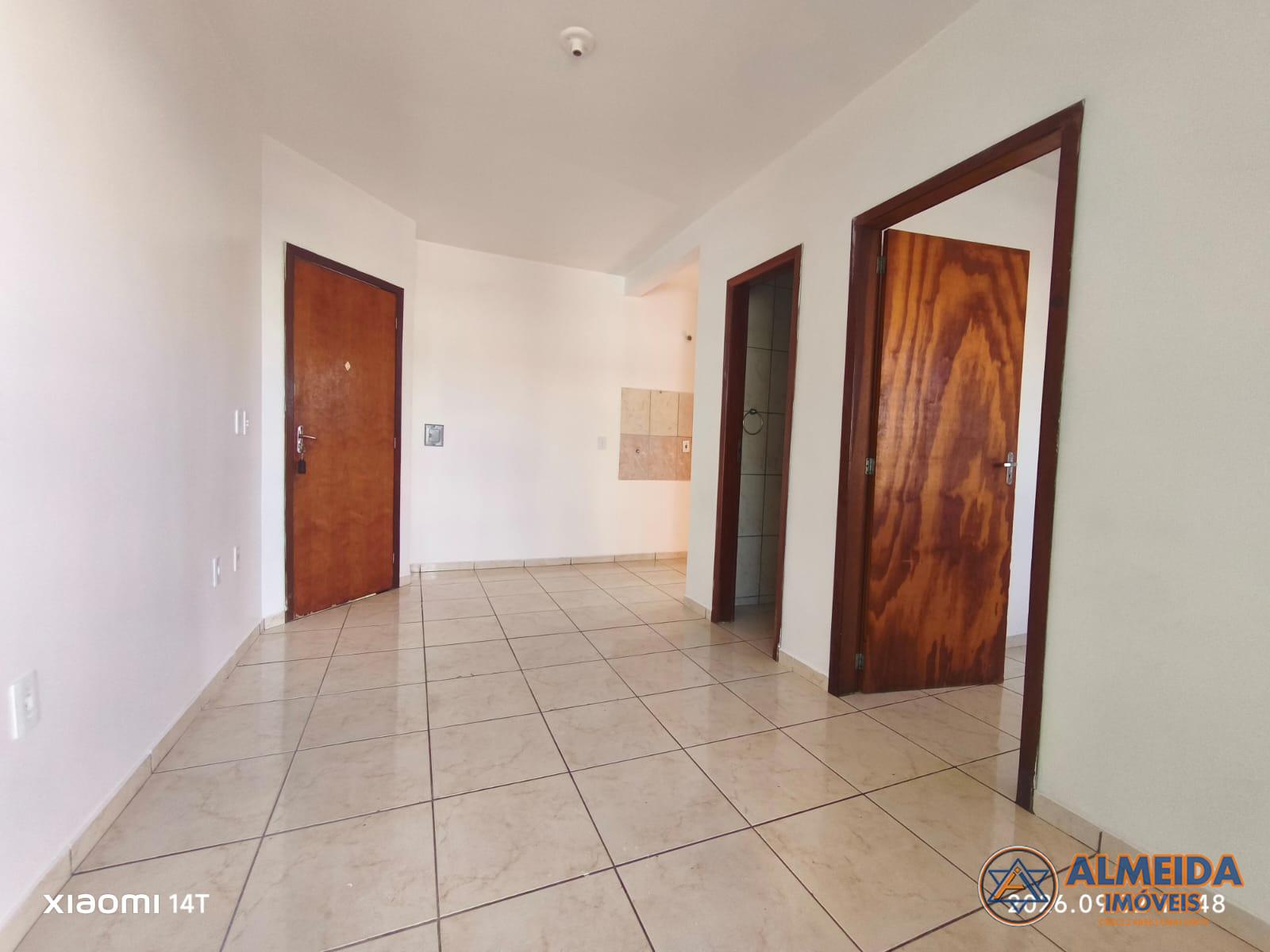 APTO DE 1 QUARTO MEIA QUADRA DA UOPECCAN  
