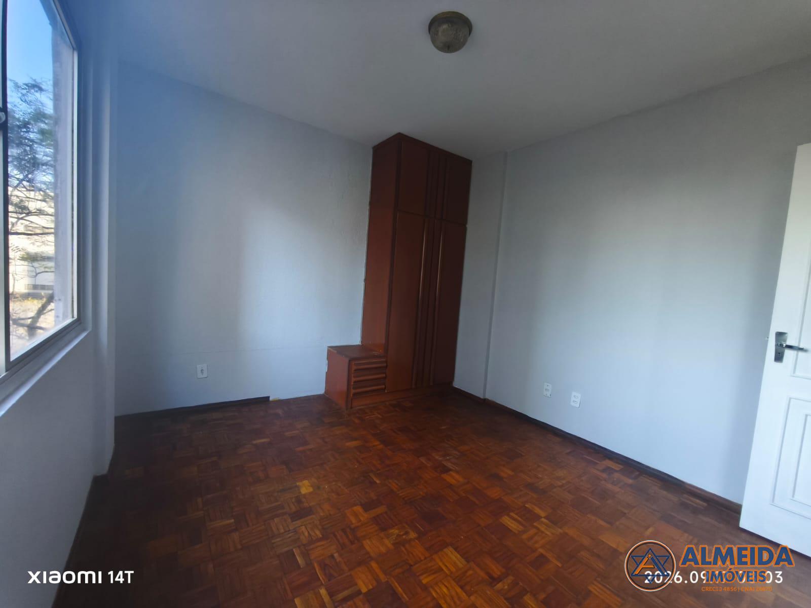 ED ITAPOA NO CENTRO DE CASCAVEL, LOCALIZADO NA RUA PARAN, 5 ANDAR, PRDIO COM ELEVADOR