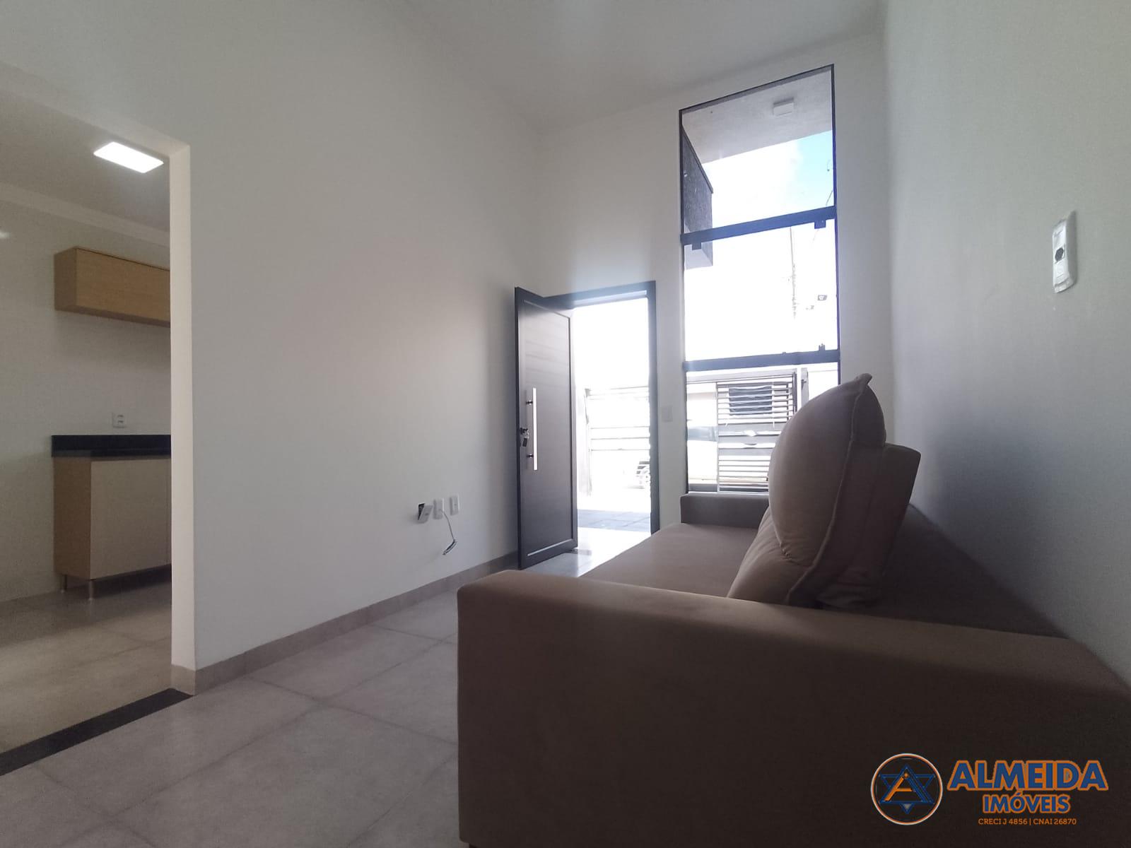 OPORTUNIDADE CASA NOVA COM 02 QUARTOS SENDO 01 SUÍTE PARA VEND...