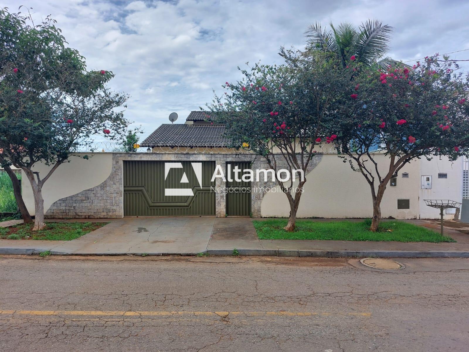 Casa, 3 quartos, 590 m² - Foto 1