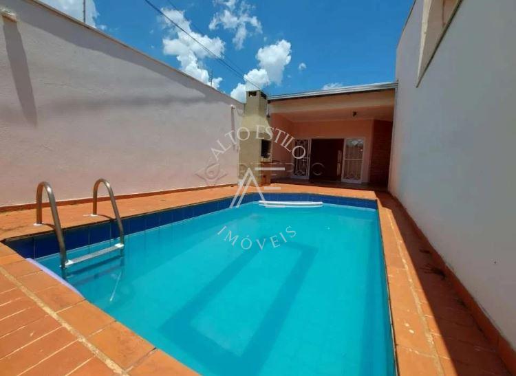 Casa 3 dormit?rios sendo 1 su?te, piscina, 4 vagas de garagem,...